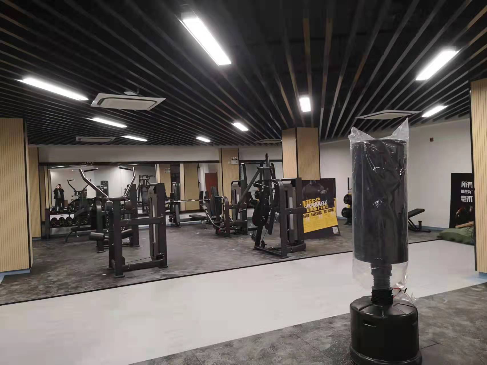 長(zhǎng)河高級(jí)中學(xué)